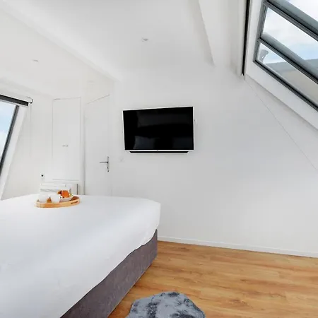Apartamento Exceptional Triplex With Terrace - Montmartre París Exterior foto