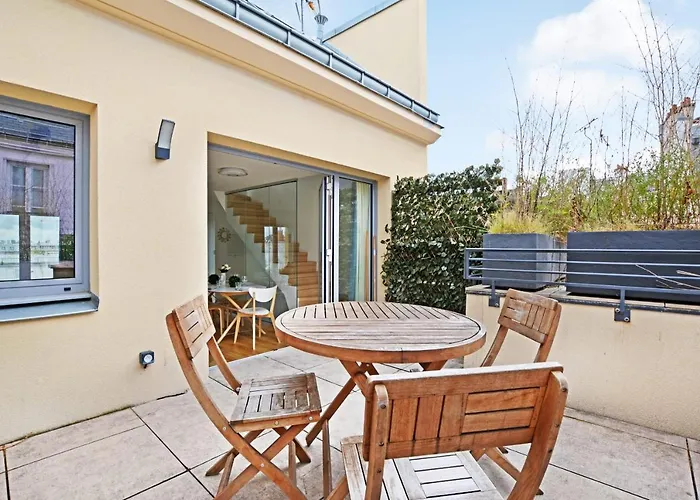Exceptional Triplex With Terrace - Montmartre